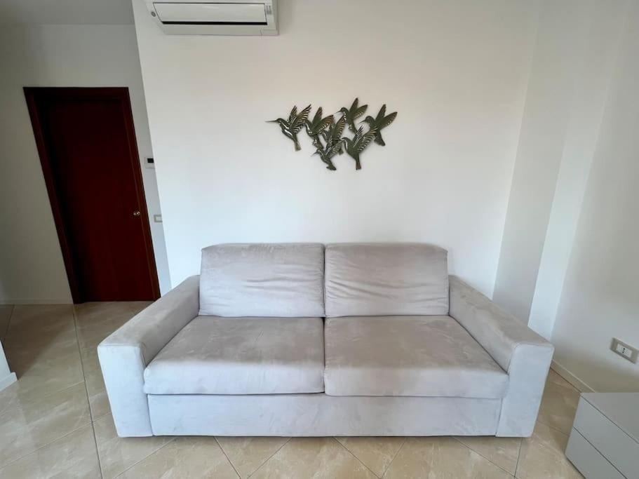 Beija Flor-Trilocale Piazza Garibaldi N18 Apartman Desenzano del Garda Kültér fotó