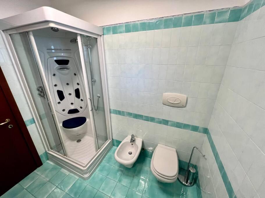 Beija Flor-Trilocale Piazza Garibaldi N18 Apartman Desenzano del Garda Kültér fotó