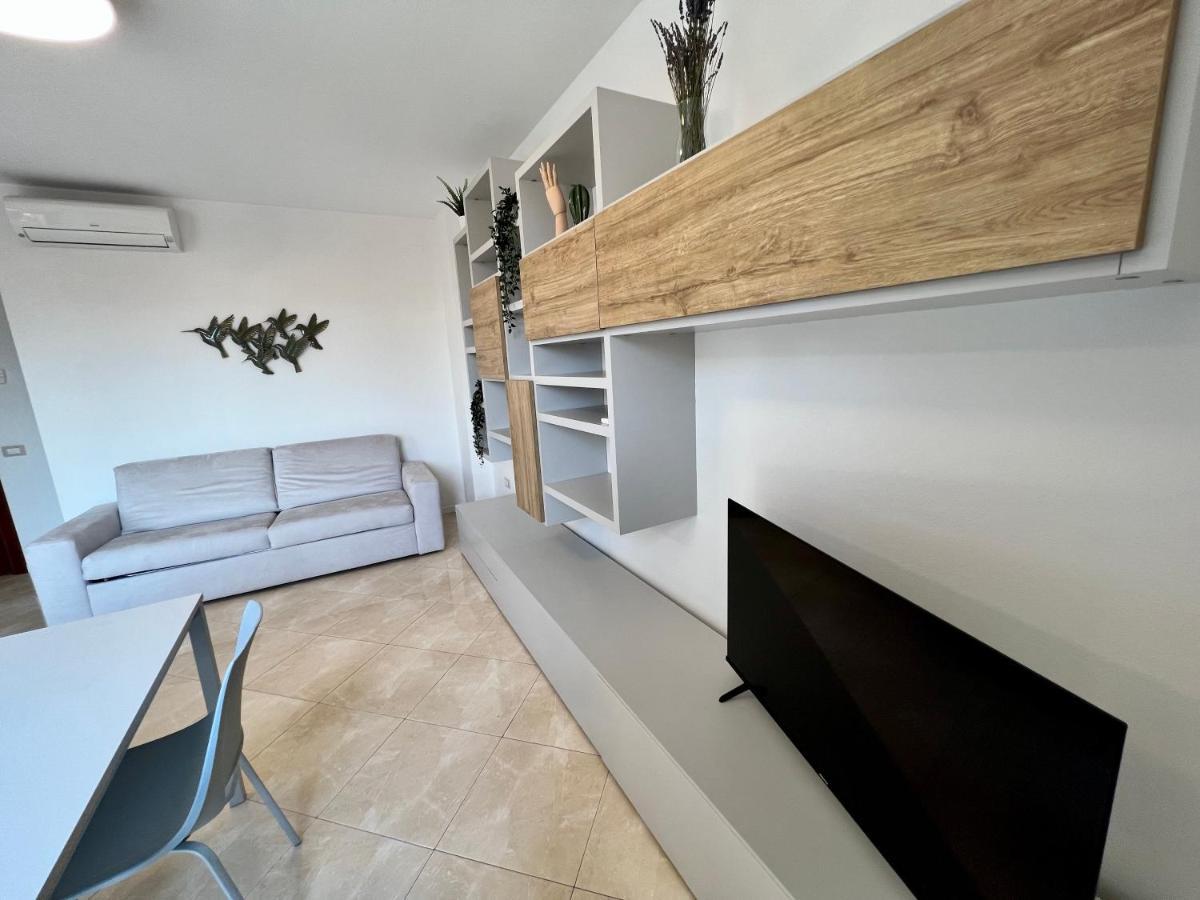 Beija Flor-Trilocale Piazza Garibaldi N18 Apartman Desenzano del Garda Kültér fotó